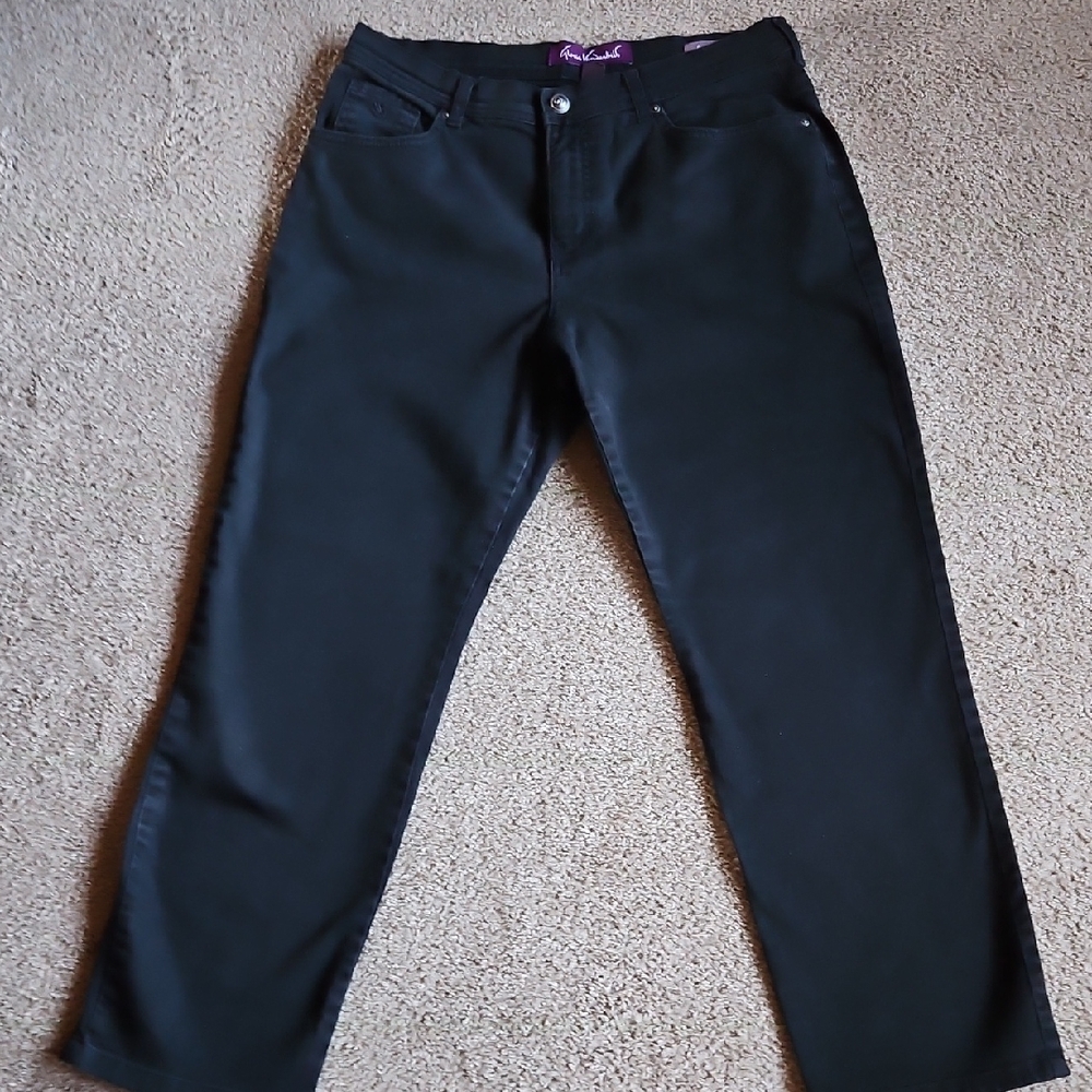 Gloria Vanderbilt | Black Jeans | Size 12